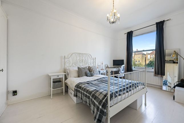 Flat 3, 19 Allison Road, London photo 3