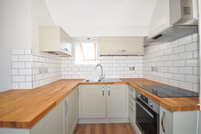 286C, High Street, Dorking photo 4