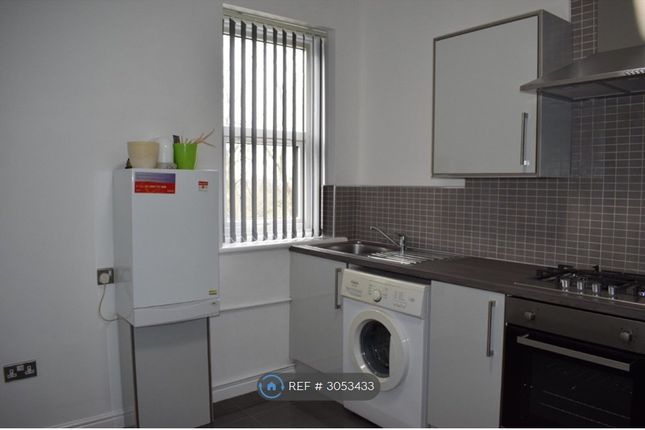 Flat, Linnet Lane, Liverpool photo 3