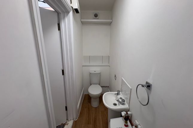 Room 1, 18a, Edinburgh Road, Portsmouth, Southsea photo 5