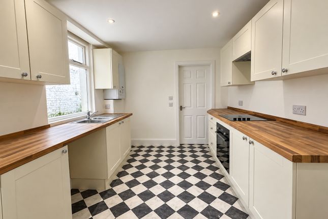 Flat 1, 3, Deal Castle Road, Kent photo 4