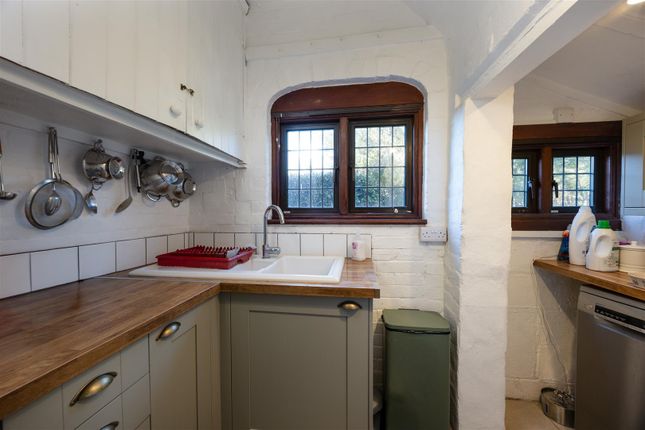 Glebeland Cottage, Camp Road, Freshwater photo 4