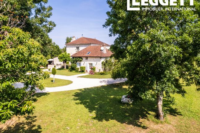Villa for sale in Vélines, Dordogne, Nouvelle-Aquitaine