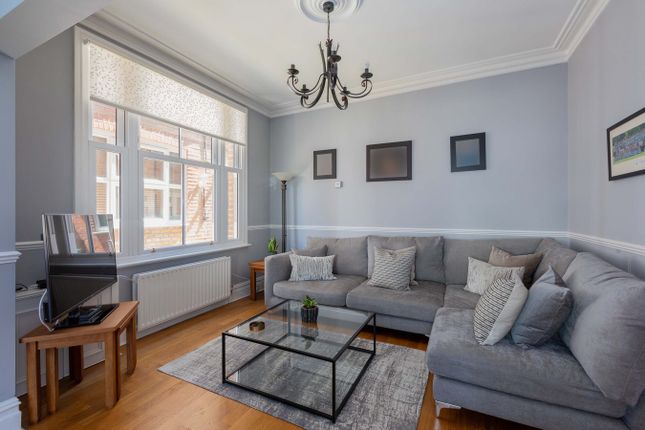 36, Sussex Place, Slough photo 2