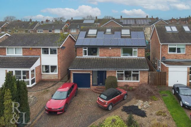 Thumbnail Detached house for sale in Hawthorn Close, Keyworth, Nottingham