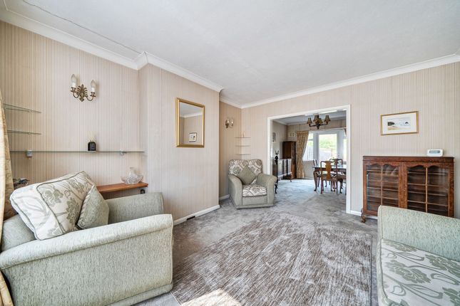 77 Newton Wood Road, Ashtead photo 3