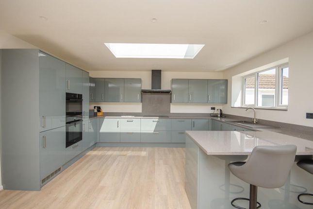 60, Sandringham Avenue, Bristol photo 4
