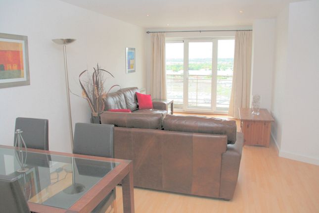 Apt 707, Imperial Point, The Quays, Salford photo 2