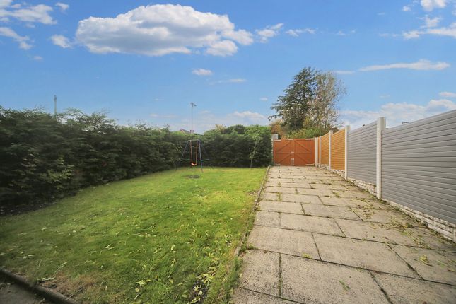9 Ashfield Park Drive, Wigan photo 4