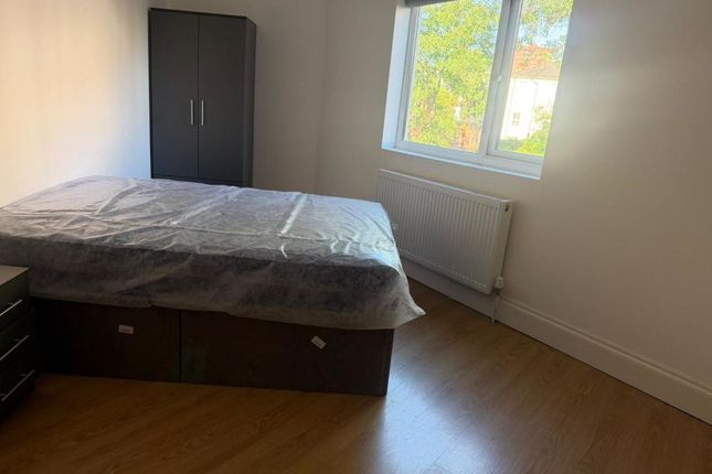 Flat 1 ,  13, Radnor Road, London photo 5