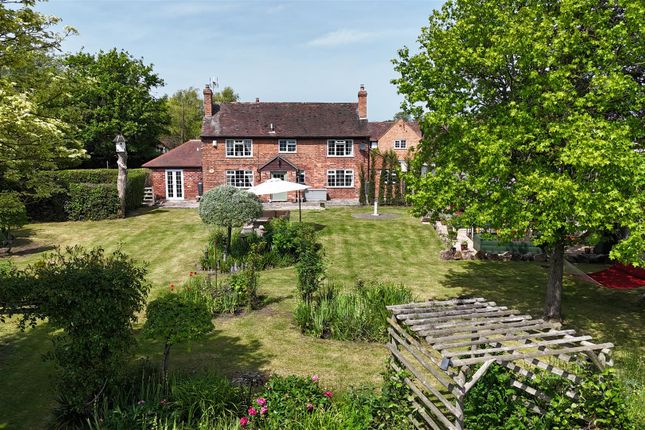 3-bed house on Cotswold View, The Green, Ashleworth, £850,000