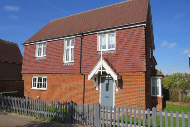 Thumbnail Semi-detached house to rent in Kingfisher Drive, Haywards Heath