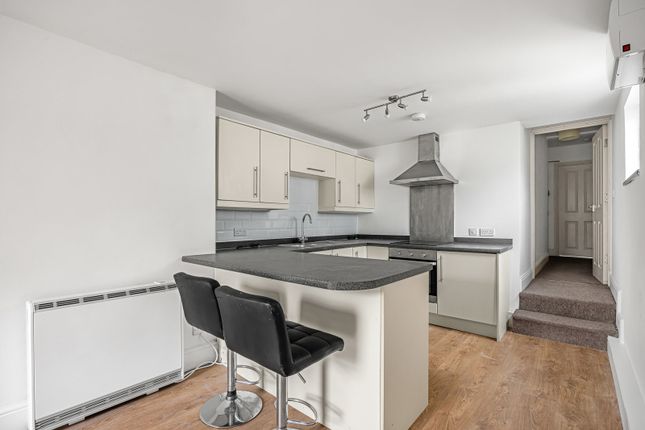 Flat 5, 52-54,, Ashcroft Road, Gloucestershire photo 4