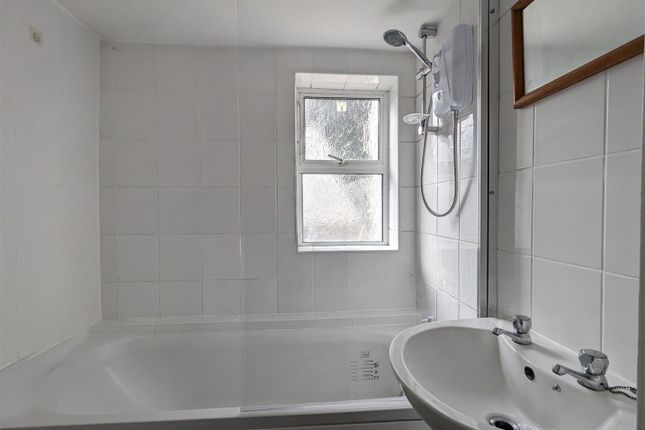 Flat 4, 3 Beulah Road, Tunbridge Wells photo 3