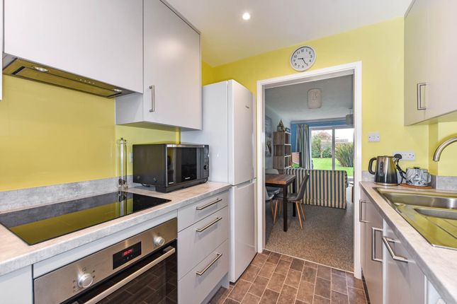 25, Sandpiper Court, Chichester photo 4