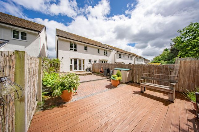 65 Howatston Court, Livingston photo 4