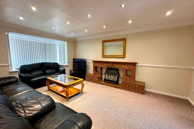 47, Bell Street, Wednesbury photo 2