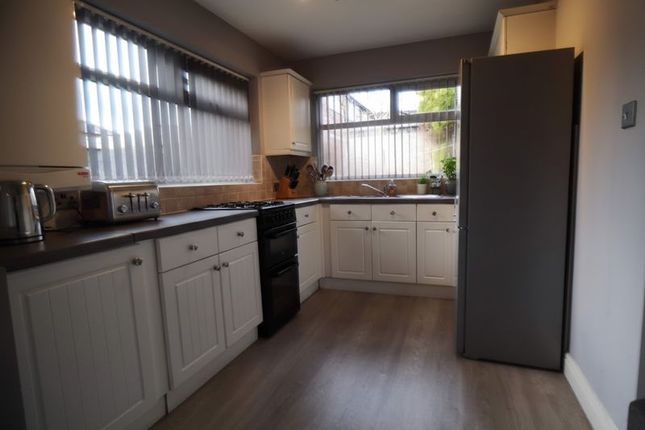 7, Highfield Drive, Manchester photo 4