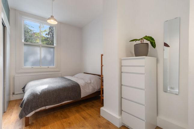 Ground Floor Flat 1 Charteris Road, London, London photo 4