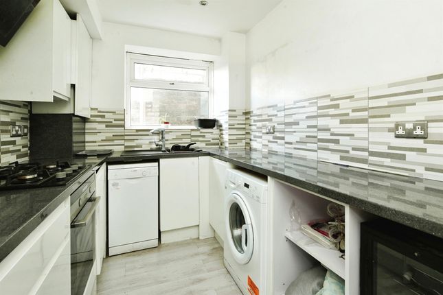 Flat for sale in Cromwell Road, Hove