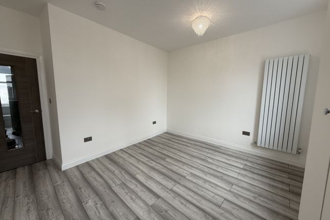 Lanark, ML11, Lanarkshire photo 3