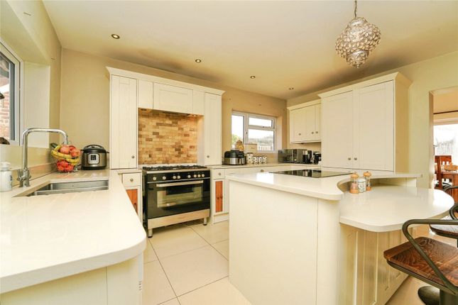 12, Winnycroft Lane, Gloucester photo 3
