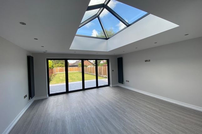 4 Bedroom House in L37 3NS