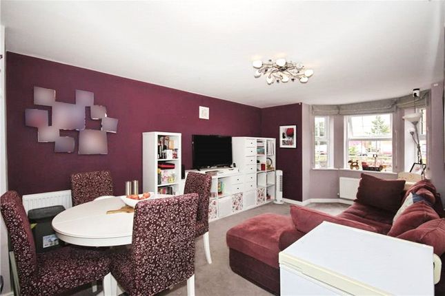 8, Vickers Way, Warwickshire photo 4