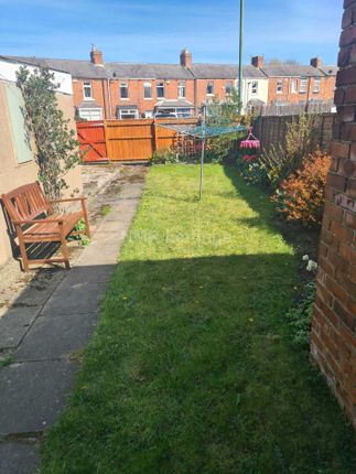 Terraced house to rent in Churchill Avenue, Durham