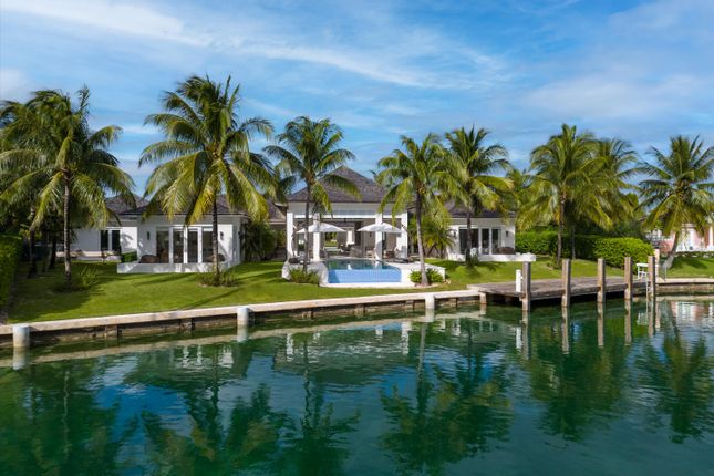 Property for sale in Lyford Cay, Nassau, Bahamas, Bahamas
