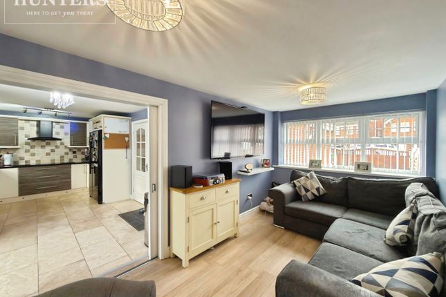 12, Cotterdale Gardens, Barnsley photo 4