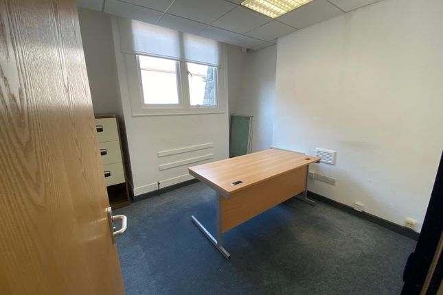 Office to let in Castle Street, Liverpool