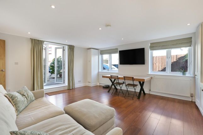 Flat 5, 56, Coleman Road, London photo 3