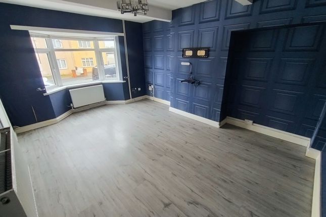 39, Vernon Road, Wolverhampton photo 2