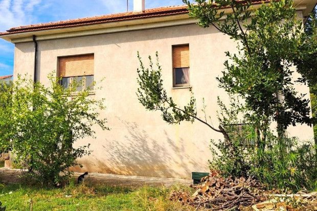 Thumbnail Detached house for sale in Chieti, Bucchianico, Abruzzo, CH66011