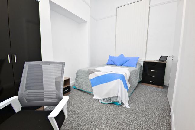 Bedroom 3 (7).Jpg