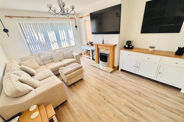 Grove House, 2A, Olive Grove, Goole photo 3