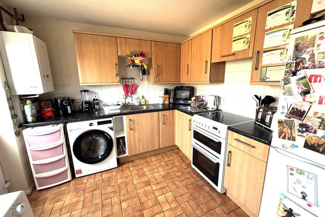 43, Celandine Mead, Somerset photo 4