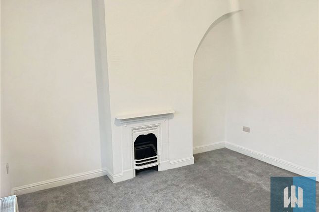 25, Woodside Place, Halifax photo 3
