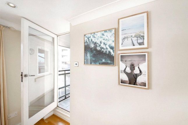 Flat 58,, Galleons View, London photo 4