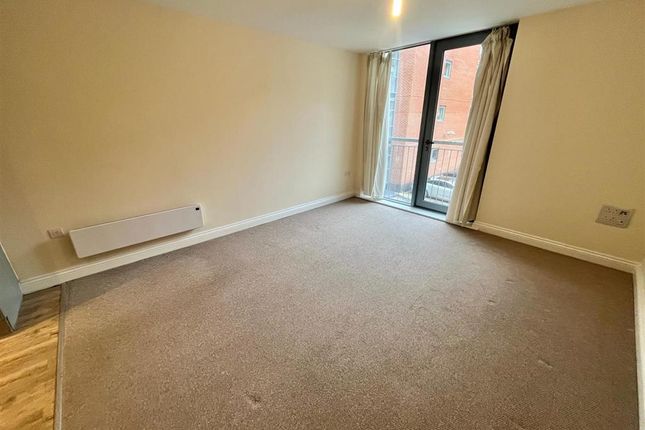 Flat to rent in Canal Street, Nottingham