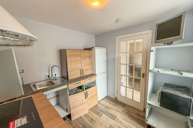20, Burrell Street, Crieff photo 3