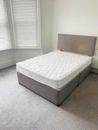 Thumbnail Room to rent in Double Room, Avondale Road, South Croydon