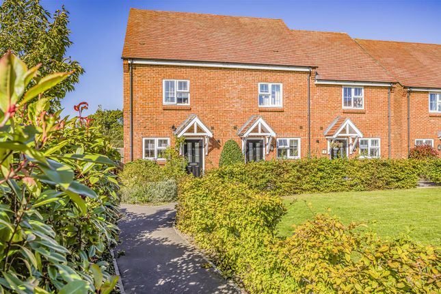 2-bed house on 1, Brook Close, Chichester, £290,000