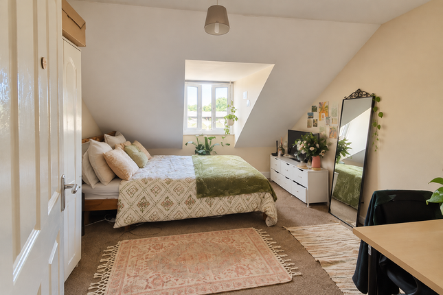 Flat 5, Bristol photo 3