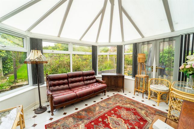 5, Heapy Close, Bury photo 4