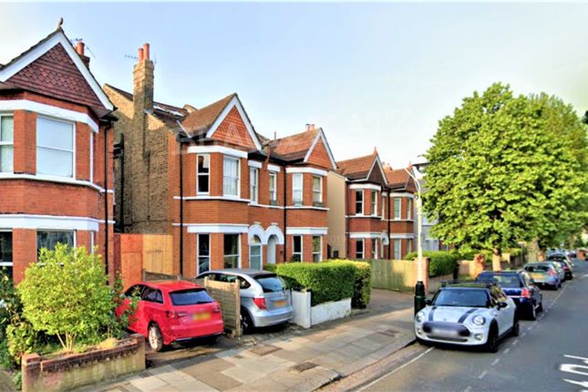 Town house to rent in Olive Road, London