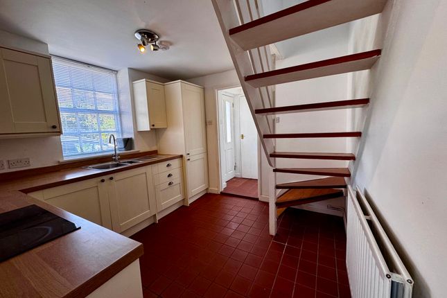 53 Abbey Street, Faversham photo 4