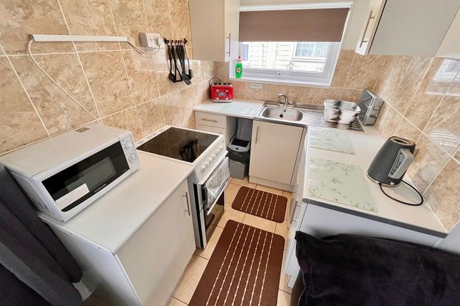 68 Florida Park, Back Market Lane, Great Yarmouth photo 3