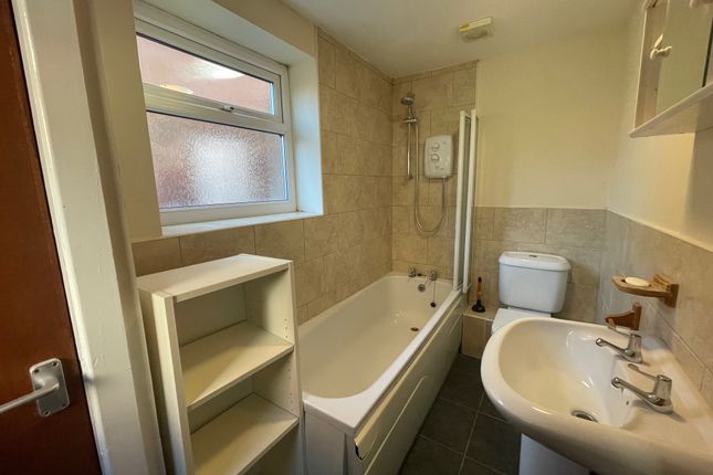 Room 5 12, Aylesford Street, Aylesford Street photo 5